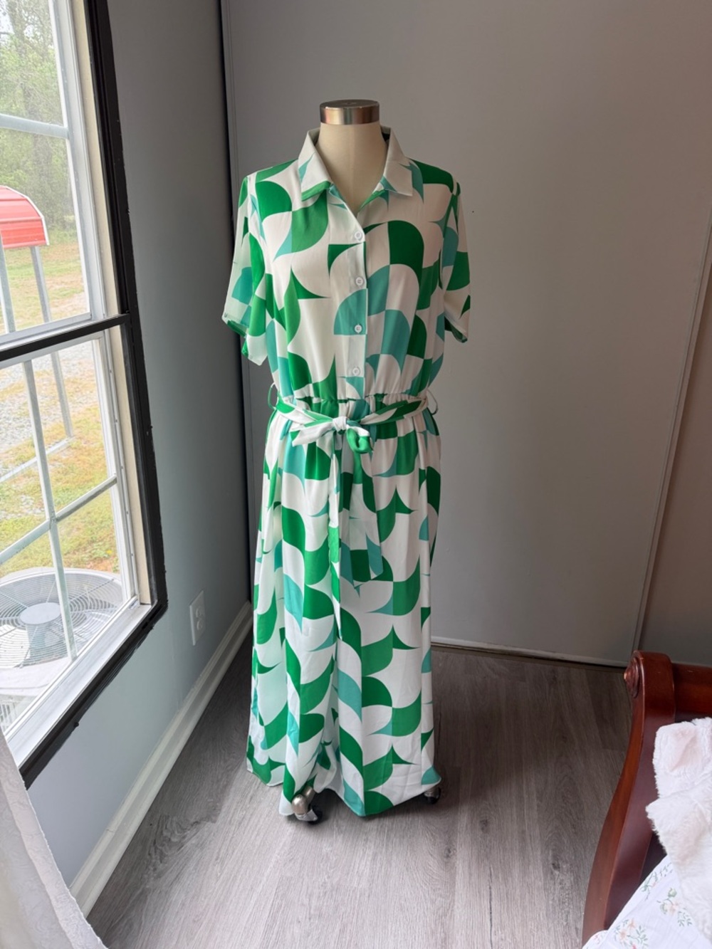 Green & White Geometric Button-Up jump suit 2x